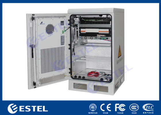 Το υπαίθριο τοποθετημένο τοίχος γραφείο Πολωνός χάλυβα τοποθετεί τον τύπο μπαταριών Equipemnt περιφράξεων με την ψύξη ανταλλακτών θερμότητας