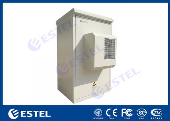 Το ΣΥΝΕΧΕΣ κλιματιστικό μηχάνημα που δροσίζει Πολωνό τοποθετεί την παροχή ηλεκτρικού ρεύματος περιφράξεων με 21U ράφι 19 ίντσας